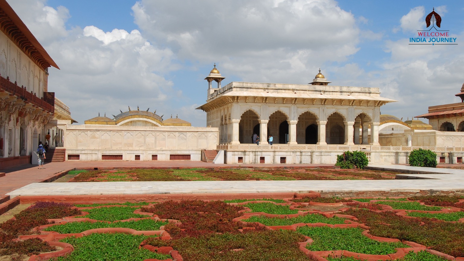 Taj Mahal Sunrise Tour From Delhi