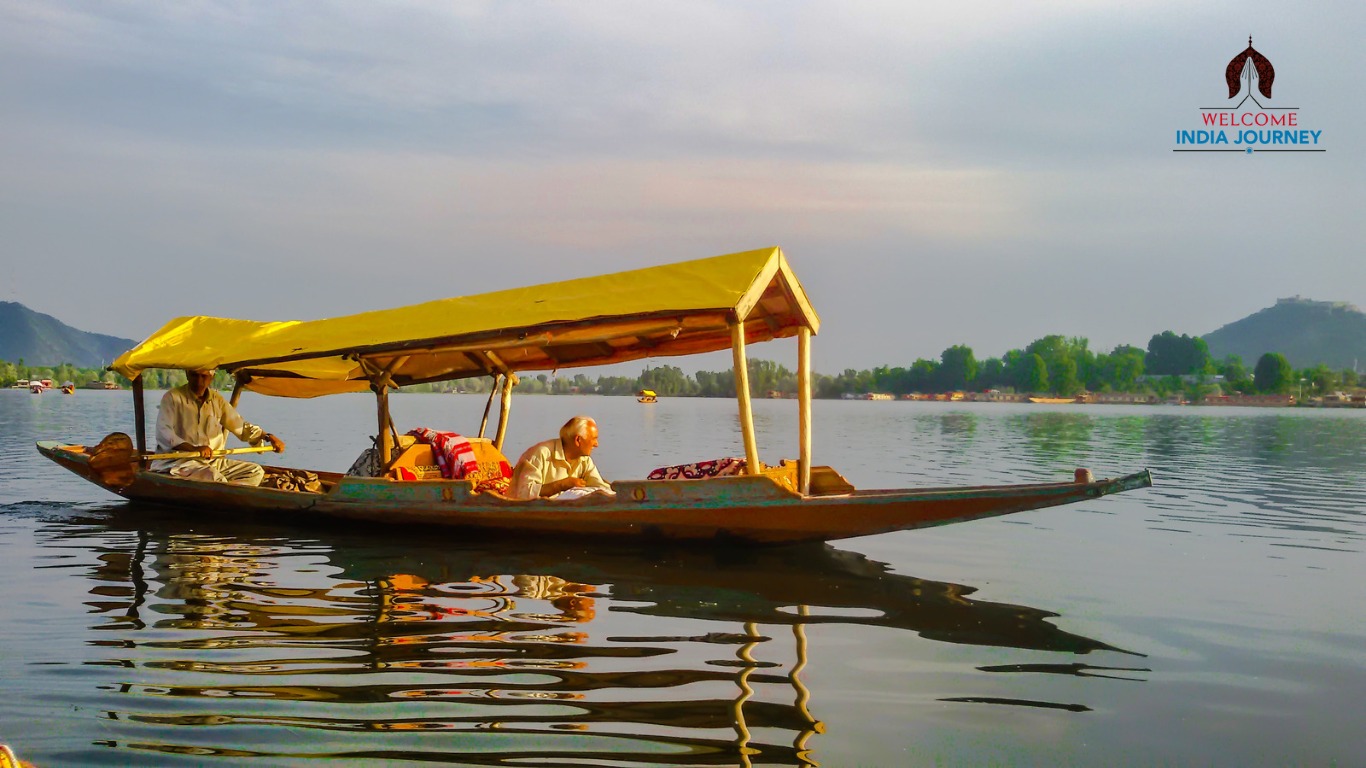 Golden Triangle Tour with Kashmir