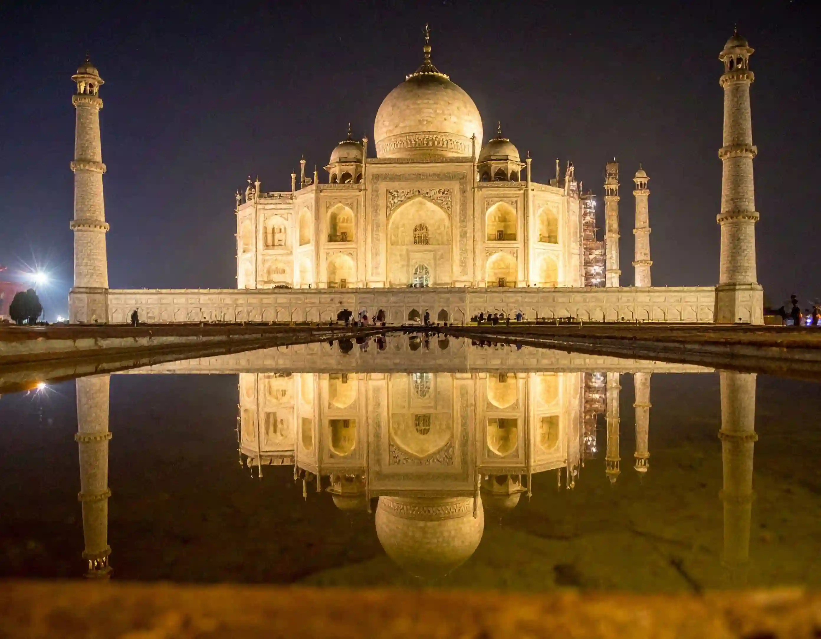 Agra Overnight Tour from Bangalore by Flight